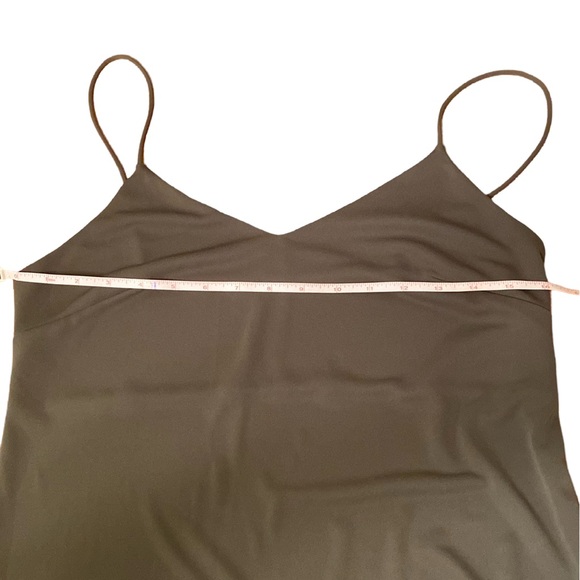 Express Dress - Picture 5 of 8